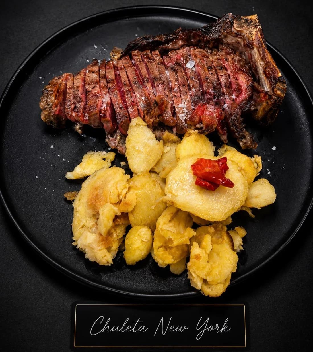 Chuleta de vaca New York con patatas